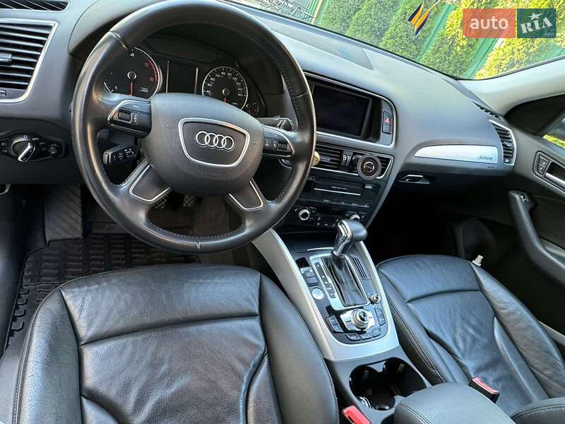 Внедорожник / Кроссовер Audi Q5 2014 в Виннице