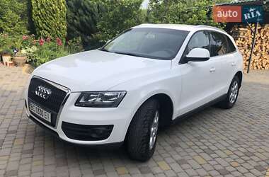 Внедорожник / Кроссовер Audi Q5 2011 в 