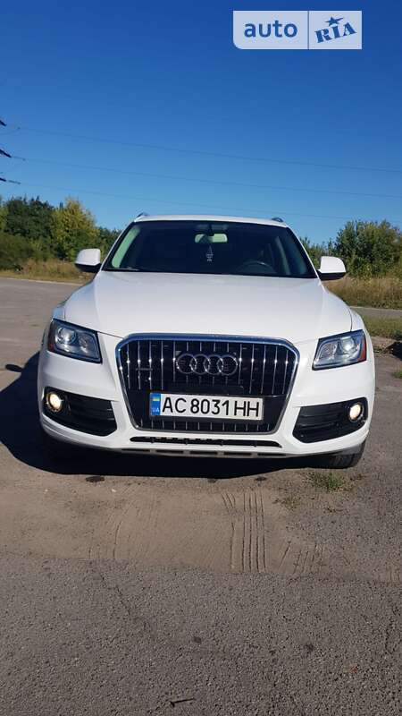 Внедорожник / Кроссовер Audi Q5 2014 в Владимир-Волынском