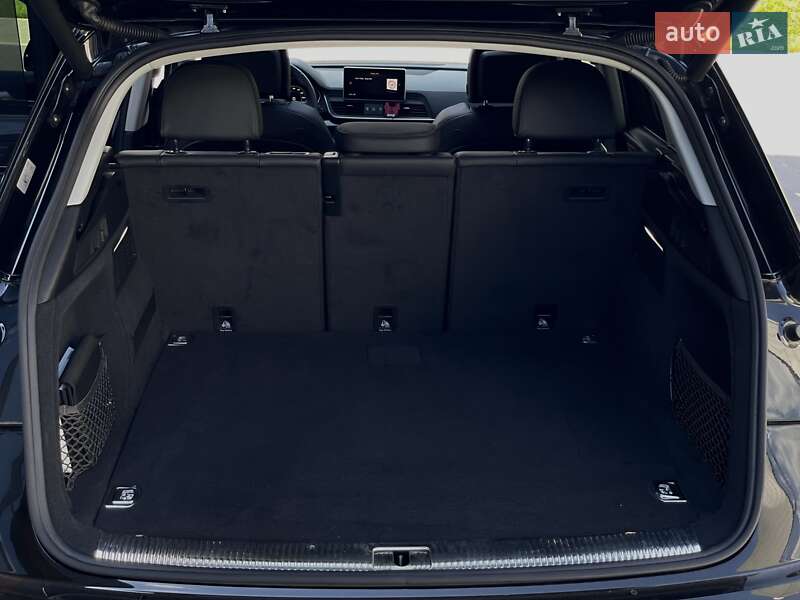 Внедорожник / Кроссовер Audi Q5 2020 в Львове