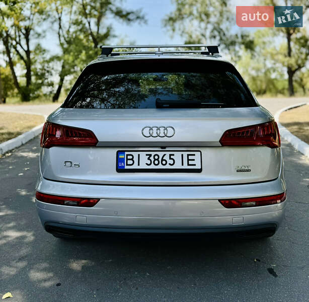 Внедорожник / Кроссовер Audi Q5 2018 в Киеве