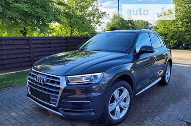 Позашляховик / Кросовер Audi Q5 2018 в Львові