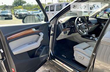 Позашляховик / Кросовер Audi Q5 2022 в 