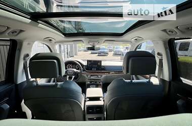 Позашляховик / Кросовер Audi Q5 2022 в 