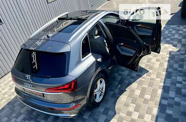 Позашляховик / Кросовер Audi Q5 2022 в 