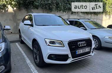 Внедорожник / Кроссовер Audi Q5 2014 в Каменец-Подольском