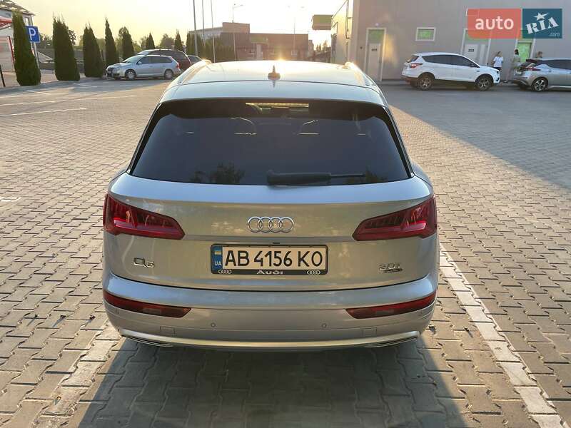 Внедорожник / Кроссовер Audi Q5 2018 в Виннице