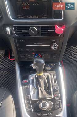 Позашляховик / Кросовер Audi Q5 2010 в Новояворівську