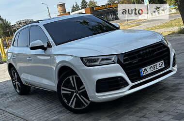 Внедорожник / Кроссовер Audi Q5 2017 в Киеве