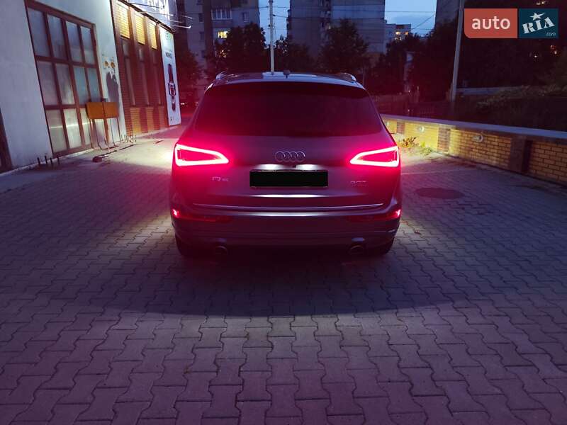 Внедорожник / Кроссовер Audi Q5 2016 в Хмельницком