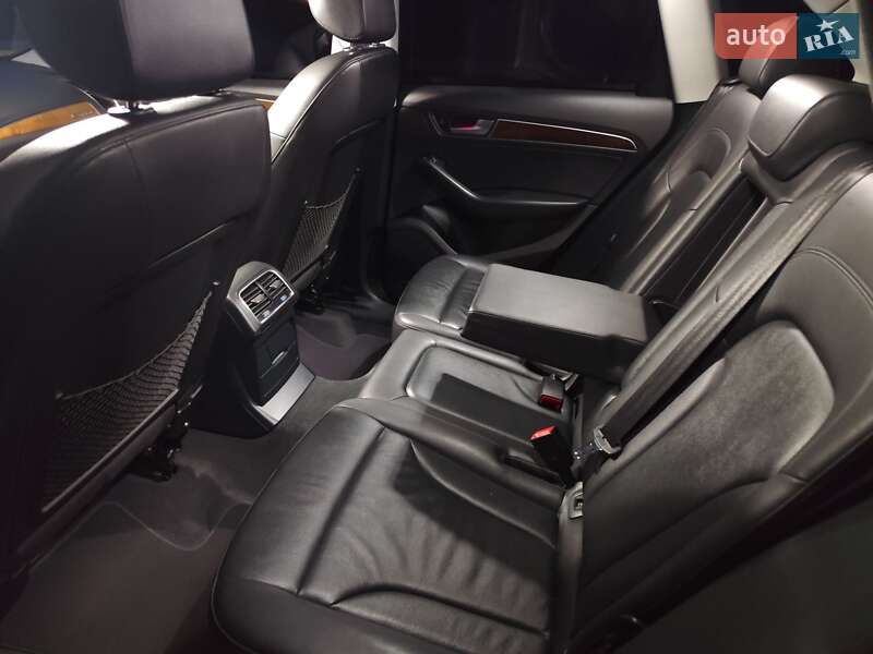 Внедорожник / Кроссовер Audi Q5 2016 в Хмельницком