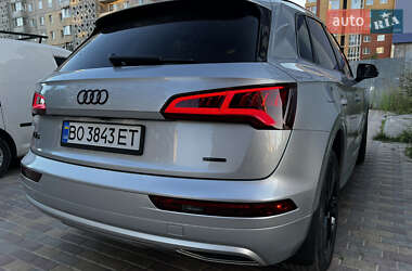 Внедорожник / Кроссовер Audi Q5 2019 в 