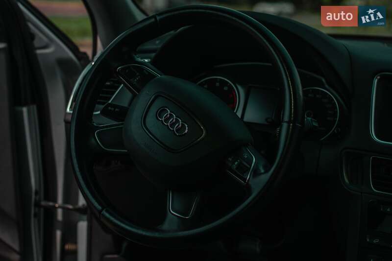 Позашляховик / Кросовер Audi Q5 2013 в Львові