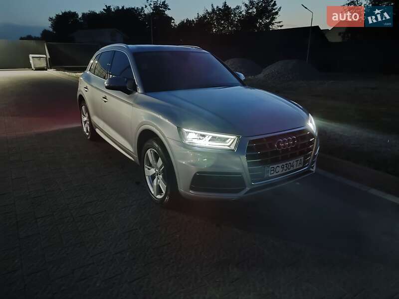 Внедорожник / Кроссовер Audi Q5 2017 в Львове