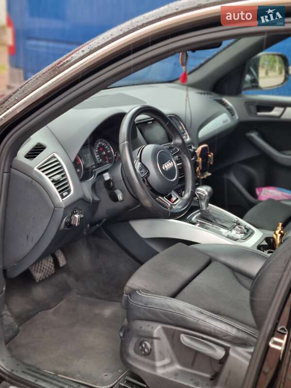Позашляховик / Кросовер Audi Q5 2014 в Кельменцях