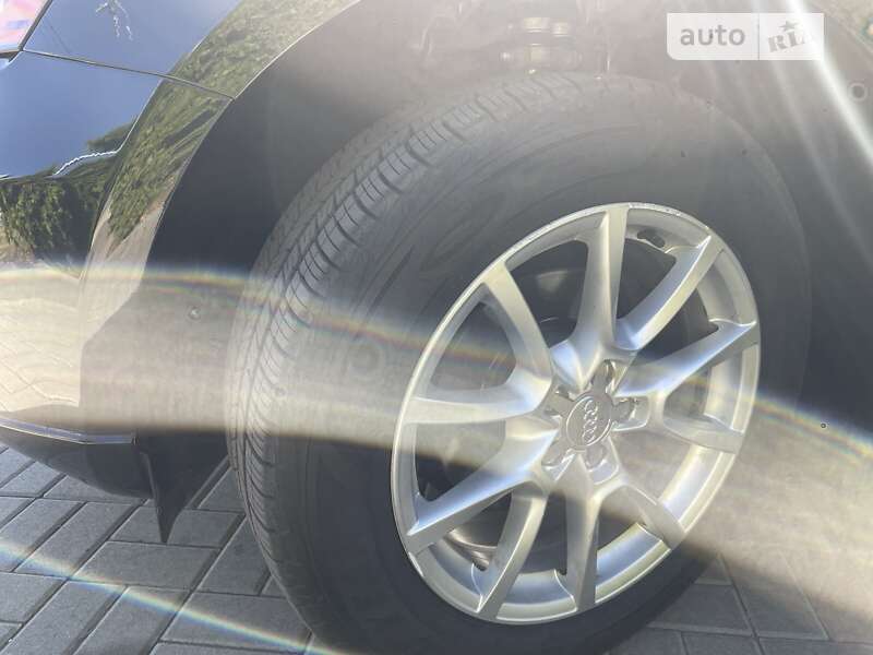 Позашляховик / Кросовер Audi Q5 2012 в Києві