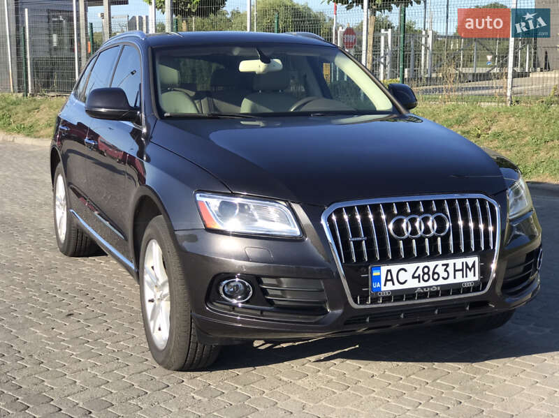 Позашляховик / Кросовер Audi Q5 2015 в Луцьку