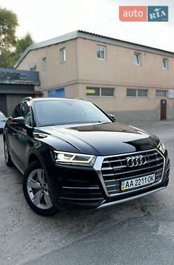 Внедорожник / Кроссовер Audi Q5 2019 в 