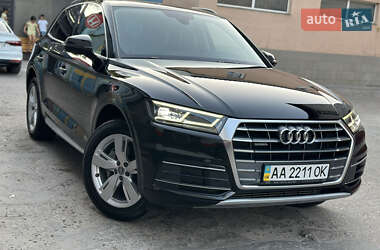 Внедорожник / Кроссовер Audi Q5 2019 в 
