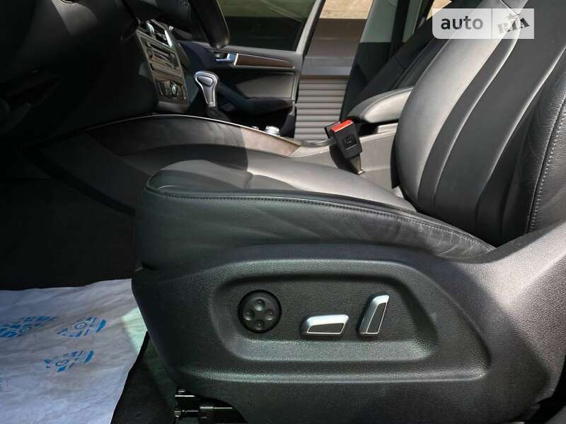 Внедорожник / Кроссовер Audi Q5 2015 в Киеве