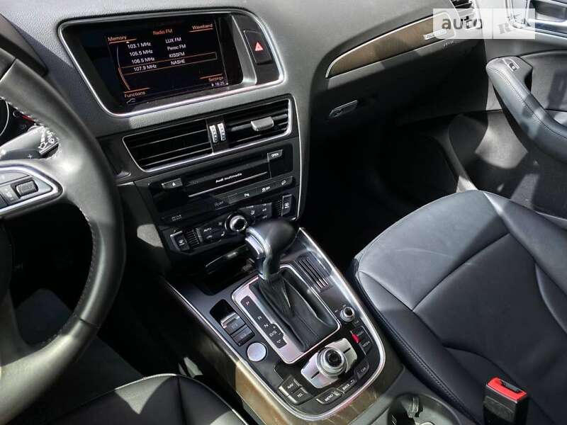 Внедорожник / Кроссовер Audi Q5 2015 в Киеве