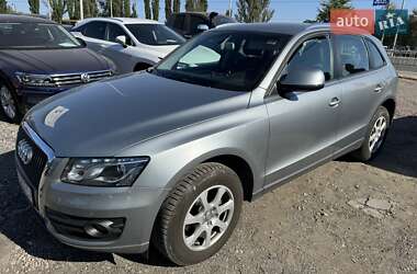 Внедорожник / Кроссовер Audi Q5 2012 в 