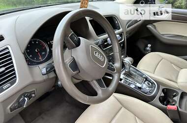 Внедорожник / Кроссовер Audi Q5 2016 в 