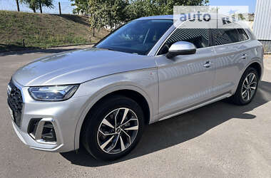 Позашляховик / Кросовер Audi Q5 2022 в Сумах