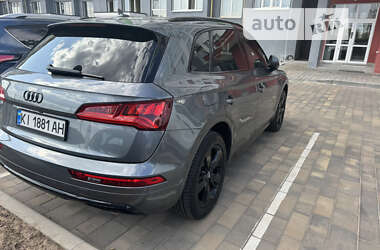 Позашляховик / Кросовер Audi Q5 2019 в Києві