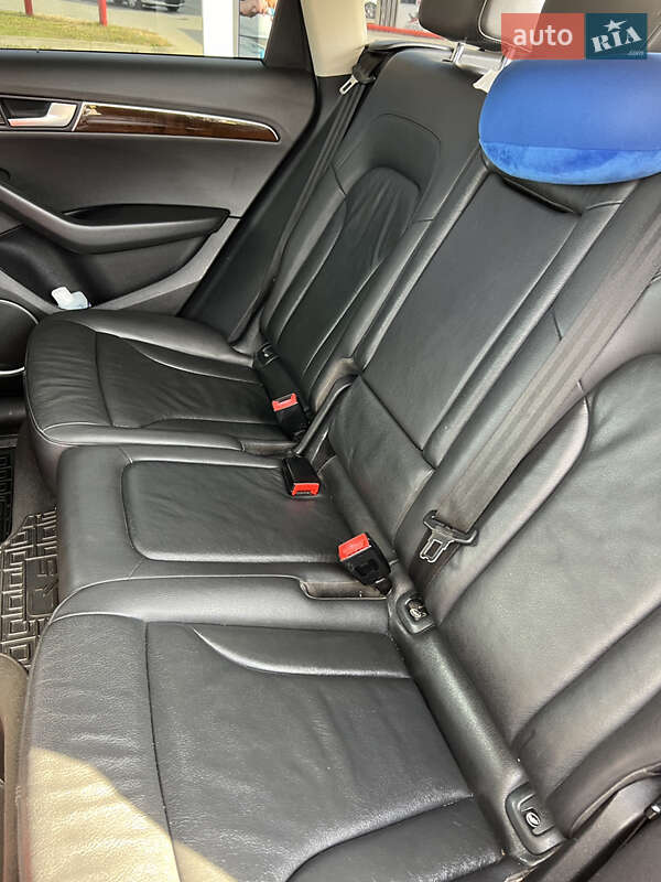 Позашляховик / Кросовер Audi Q5 2012 в Тернополі