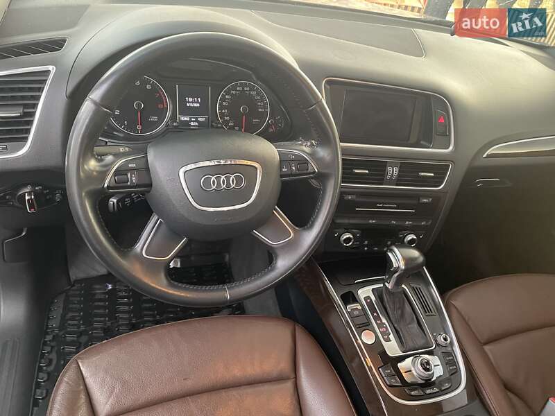 Внедорожник / Кроссовер Audi Q5 2013 в Мукачево