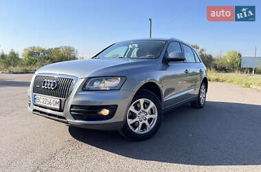 Внедорожник / Кроссовер Audi Q5 2009 в 
