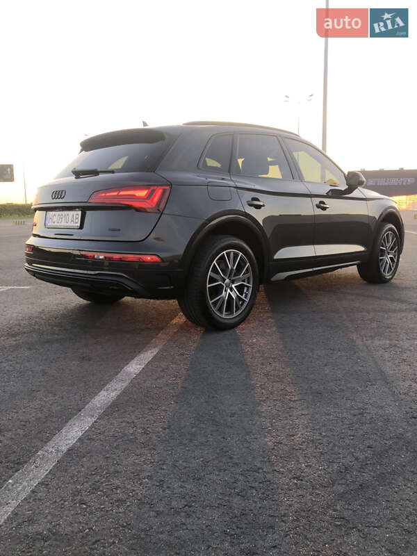 Позашляховик / Кросовер Audi Q5 2021 в Львові