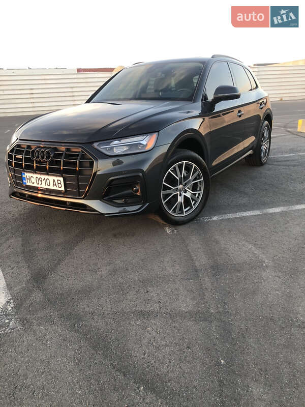 Позашляховик / Кросовер Audi Q5 2021 в Львові