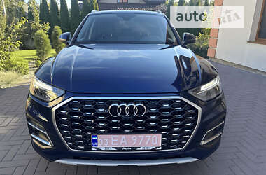 Внедорожник / Кроссовер Audi Q5 2021 в Нововолынске