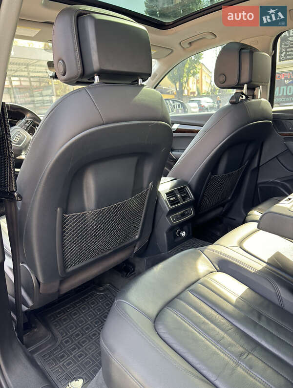 Внедорожник / Кроссовер Audi Q5 2017 в Киеве