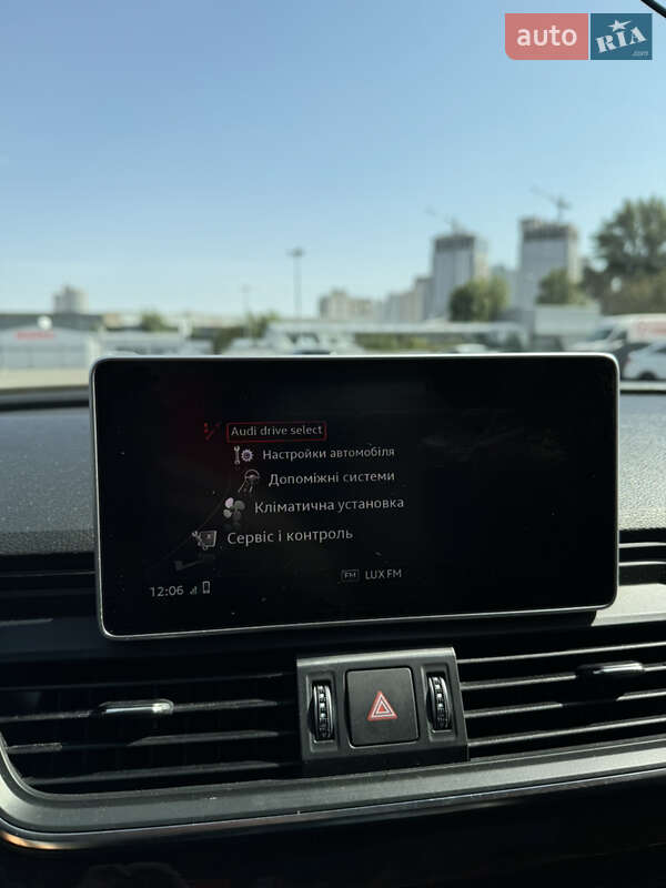 Внедорожник / Кроссовер Audi Q5 2017 в Киеве