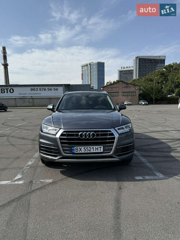 Внедорожник / Кроссовер Audi Q5 2017 в Киеве