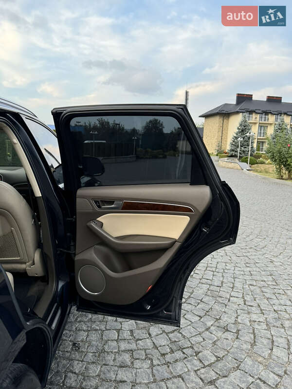 Внедорожник / Кроссовер Audi Q5 2014 в Львове