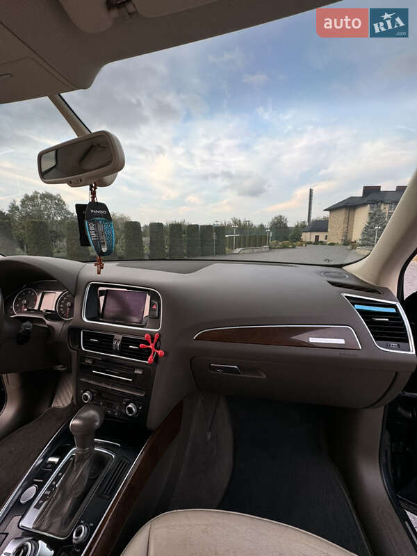 Внедорожник / Кроссовер Audi Q5 2014 в Львове