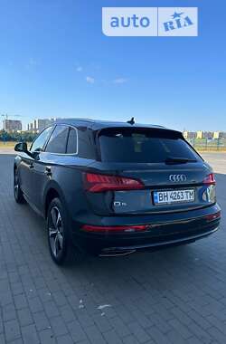 Позашляховик / Кросовер Audi Q5 2018 в Одесі