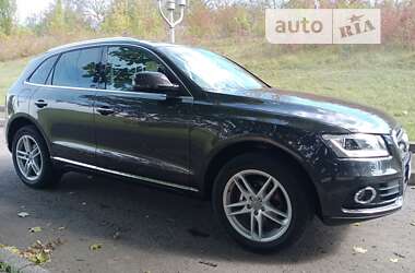 Внедорожник / Кроссовер Audi Q5 2016 в 