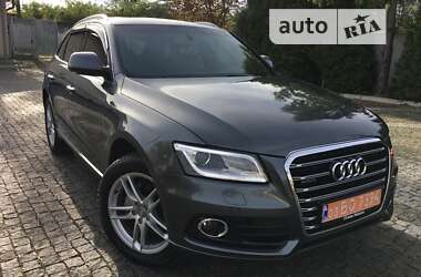 Позашляховик / Кросовер Audi Q5 2016 в Львові