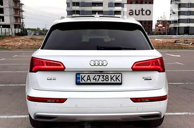 Позашляховик / Кросовер Audi Q5 2018 в Києві