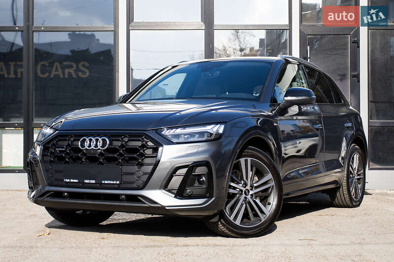 Внедорожник / Кроссовер Audi Q5 2020 в Киеве