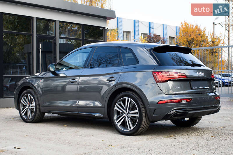 Внедорожник / Кроссовер Audi Q5 2020 в Киеве