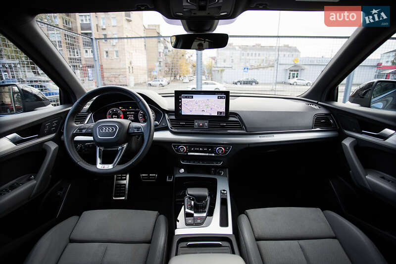 Внедорожник / Кроссовер Audi Q5 2020 в Киеве фото 4 Внедорожник / Кроссовер Audi Q5 2020 в Киеве