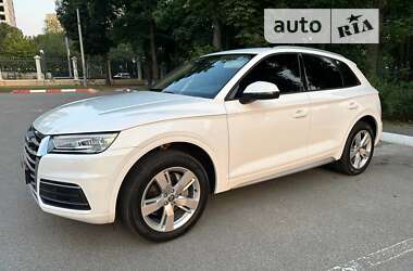 Внедорожник / Кроссовер Audi Q5 2018 в Харькове