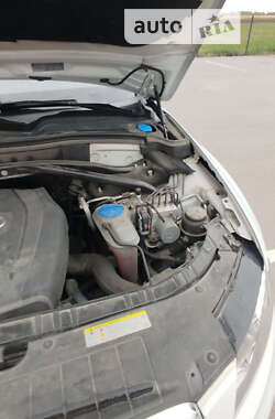 Внедорожник / Кроссовер Audi Q5 2011 в 