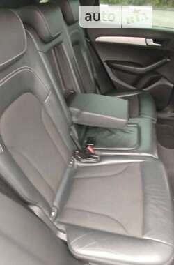 Внедорожник / Кроссовер Audi Q5 2011 в 